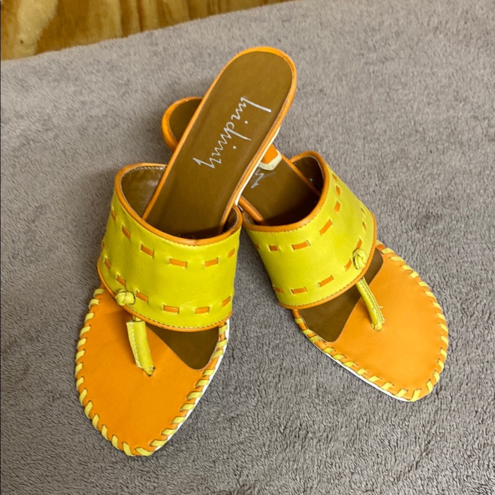 Vibrant Yellow and Orange Thong Sandals with Textured Strap size 6 - Picture 7 of 10